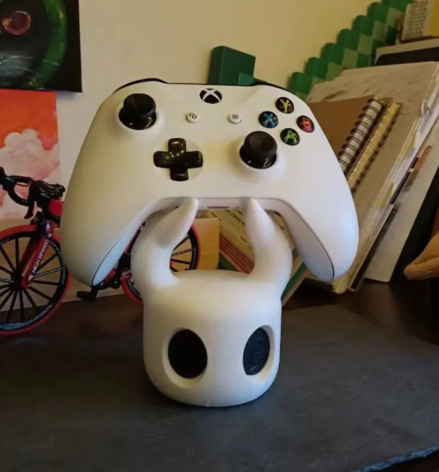 Universal Game Controller Stand Compatible With PS4/PS5/Switch Hollow Knight Theme